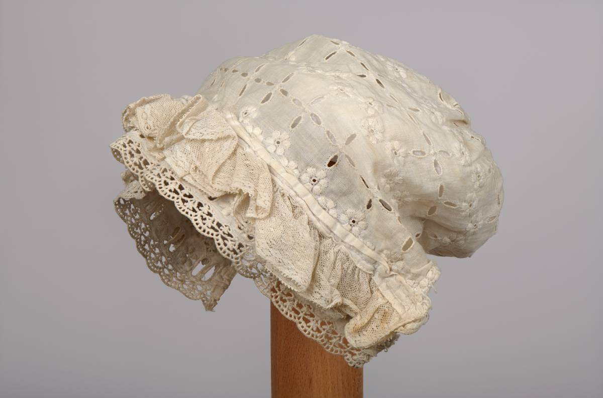 lace hat