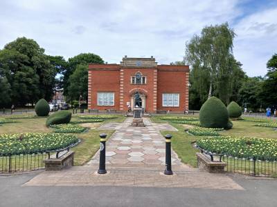 Nuneaton Museum &amp; Art Gallery