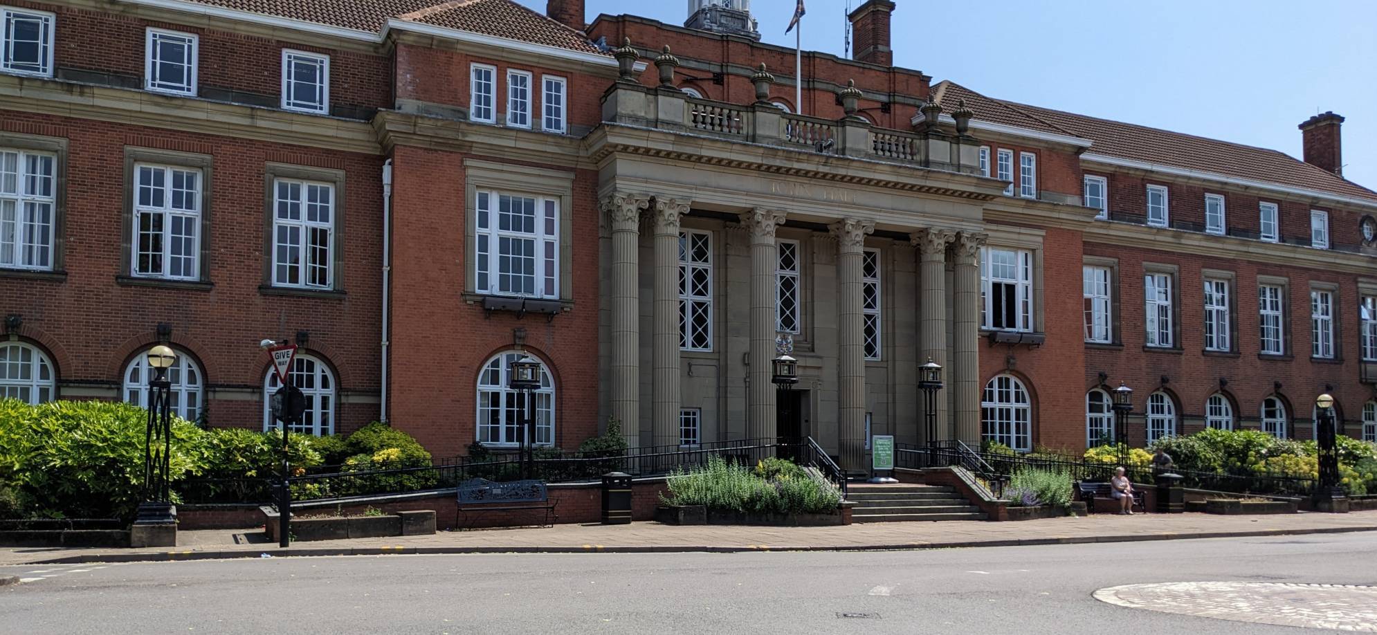 Front of Nuneaton Town Hall building